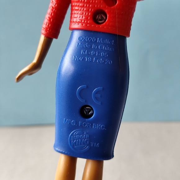 4/$20💥Barbie Mattel 2020 Vote Doll Burger King Toy Plastic Action Figurine - Picture 3 of 4